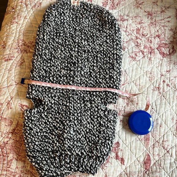 Dog clothes knit with acrylic yarn - Picture 4 of 5